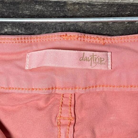 Buckle Daytrip Refined Shorts Size 25 - Picture 5 of 11